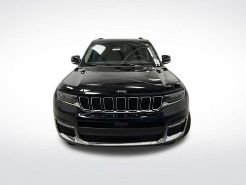 Used 2023 Jeep Grand Cherokee L Limited image 11