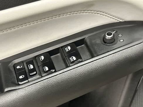 Used 2025 Jeep Compass Limited AWD/4WD image 20