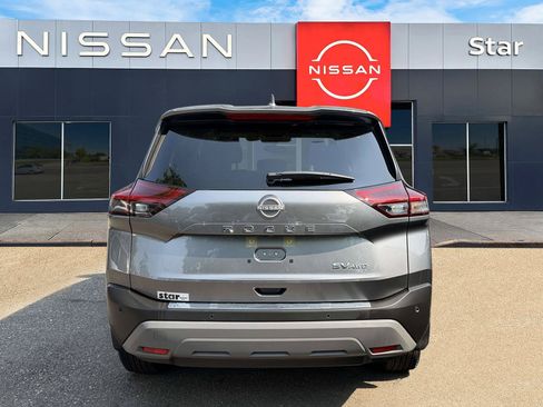 Used 2023 Nissan Rogue SV AWD/4WD image 5