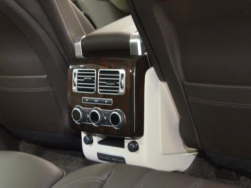 Used 2016 Land Rover Range Rover Supercharged AWD/4WD image 33