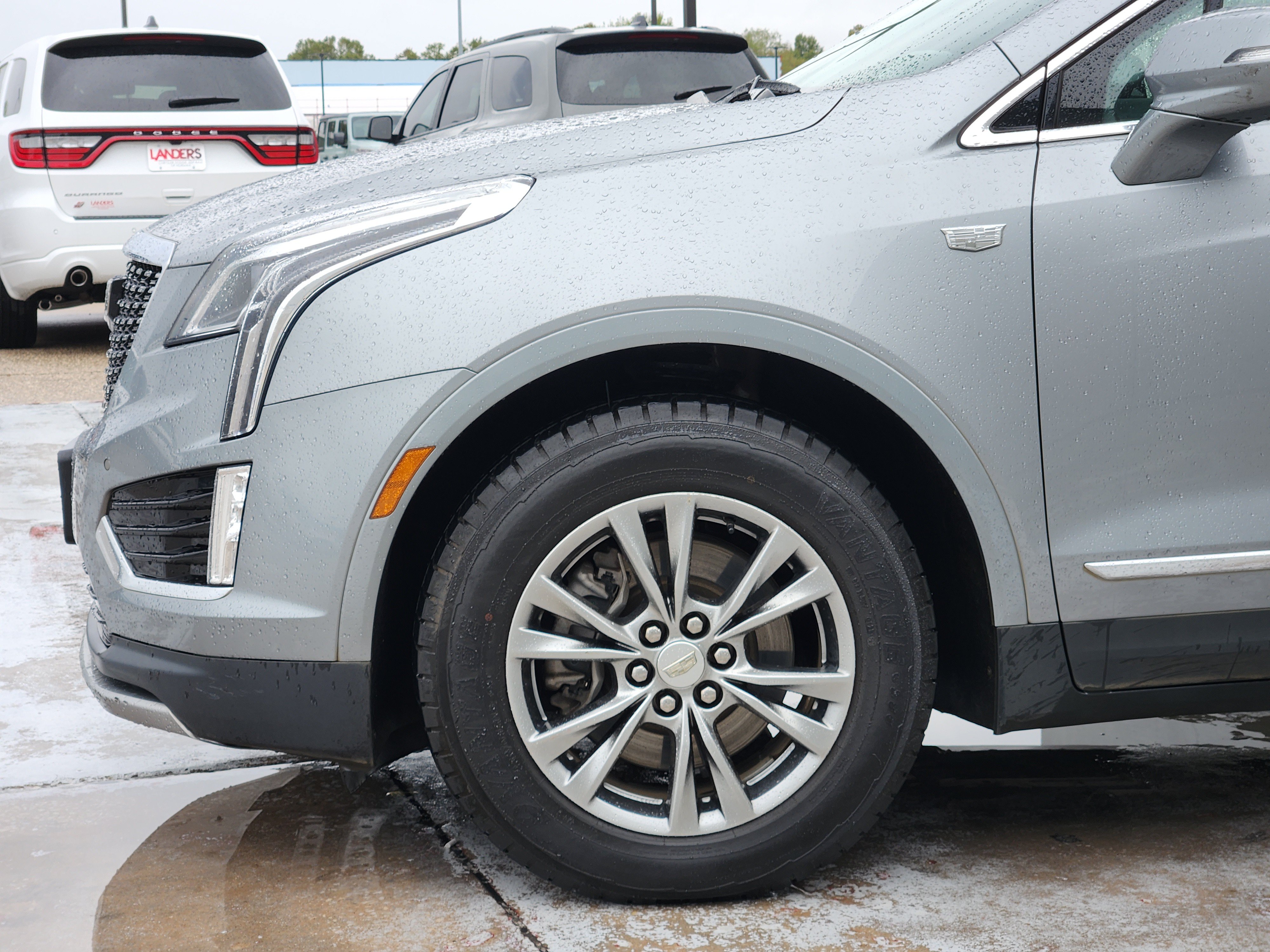 Used 2023 Cadillac XT5 Premium Luxury AWD/4WD image 9