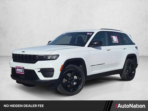Used 2023 Jeep Grand Cherokee Altitude AWD/4WD image 1