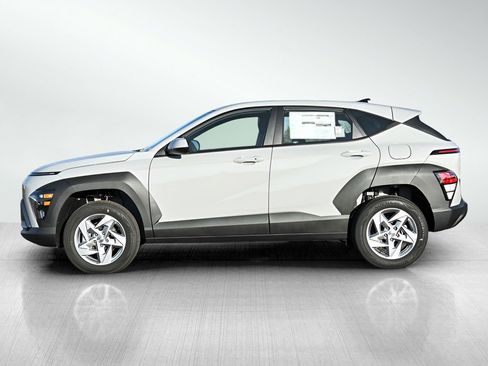 New 2026 Hyundai Kona SE AWD/4WD image 4