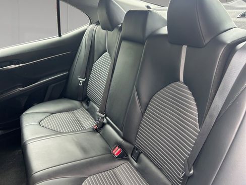 Used 2023 Toyota Camry SE FWD image 16
