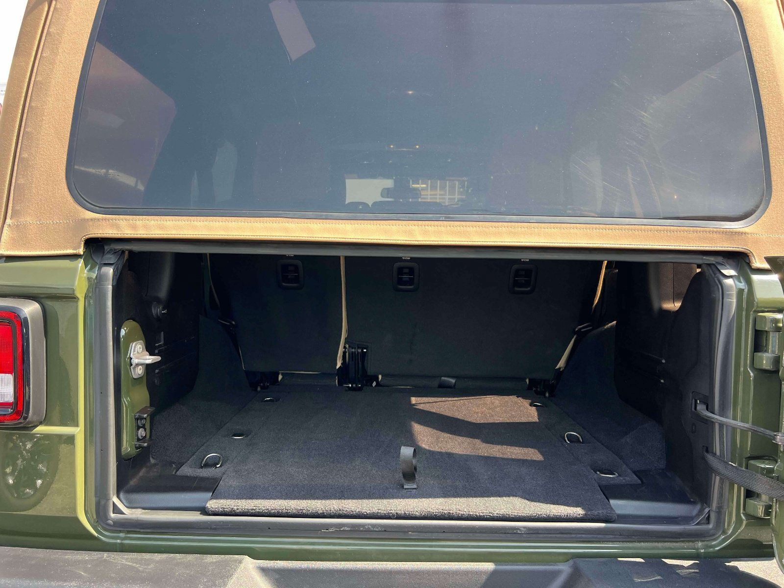 Used 2021 Jeep Wrangler Unlimited Sport AWD/4WD image 15