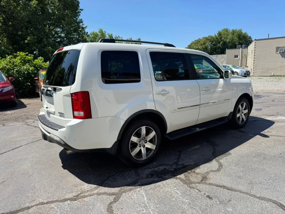 Used 2012 Honda Pilot Touring image 6