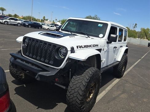Used 2021 Jeep Wrangler Unlimited Rubicon w/ Trailer Tow Package AWD/4WD image 3