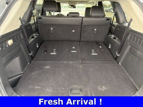 Used 2025 MAZDA CX-90 3.3 Turbo w/ Premium Sport Pkg image 12