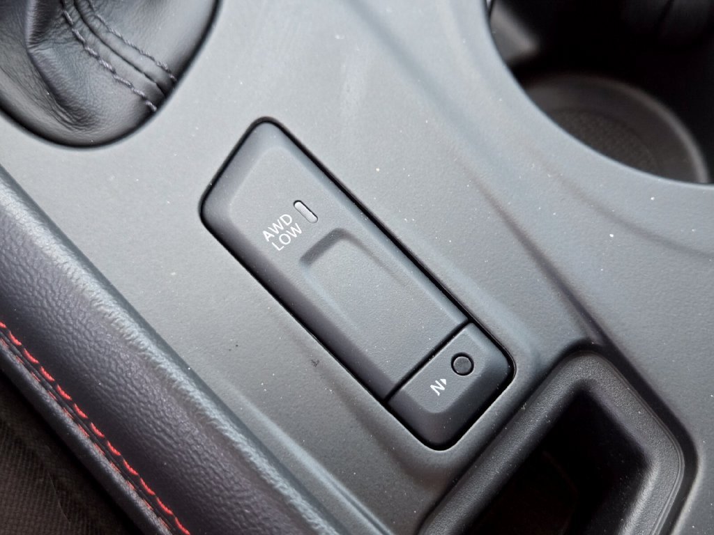 Used 2025 Dodge Durango R/T AWD/4WD image 35