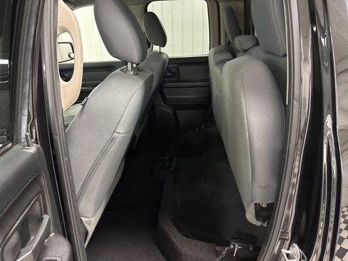 Used 2017 RAM 1500 Express AWD/4WD image 26