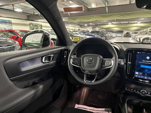Certified 2023 Volvo C40 P8 Recharge Plus AWD/4WD image 23