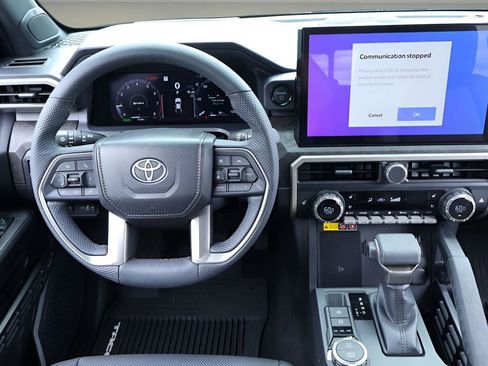 Certified 2025 Toyota Tacoma Limited AWD/4WD image 17