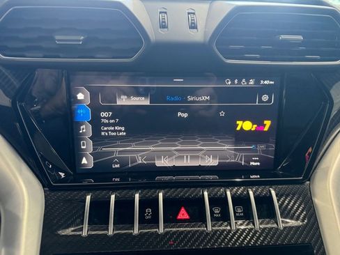 Used 2020 Lamborghini Urus image 10