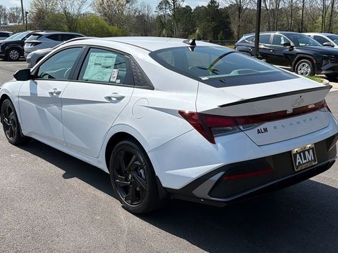 New 2026 Hyundai Elantra Sport FWD image 8