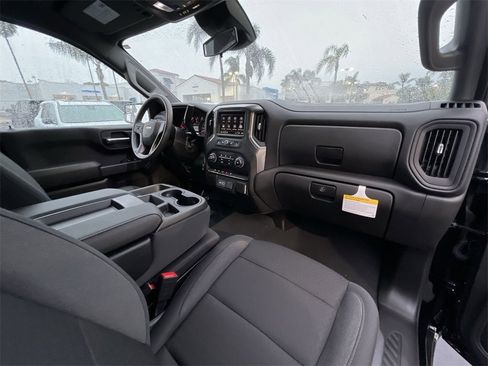 New 2025 Chevrolet Silverado 1500 Custom image 28