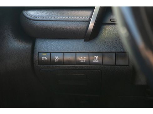Used 2024 Toyota Camry SE FWD image 10