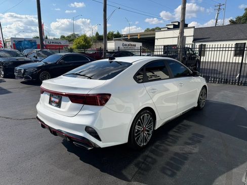 Used 2023 Kia Forte GT FWD image 4
