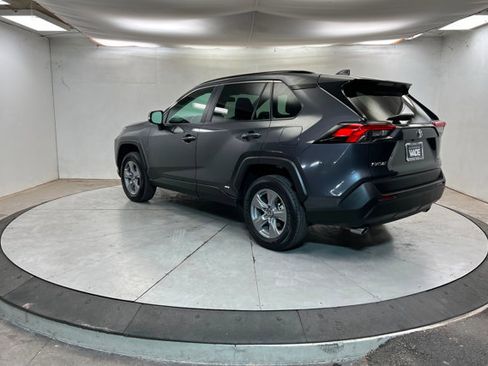 Used 2025 Toyota RAV4 XLE image 3