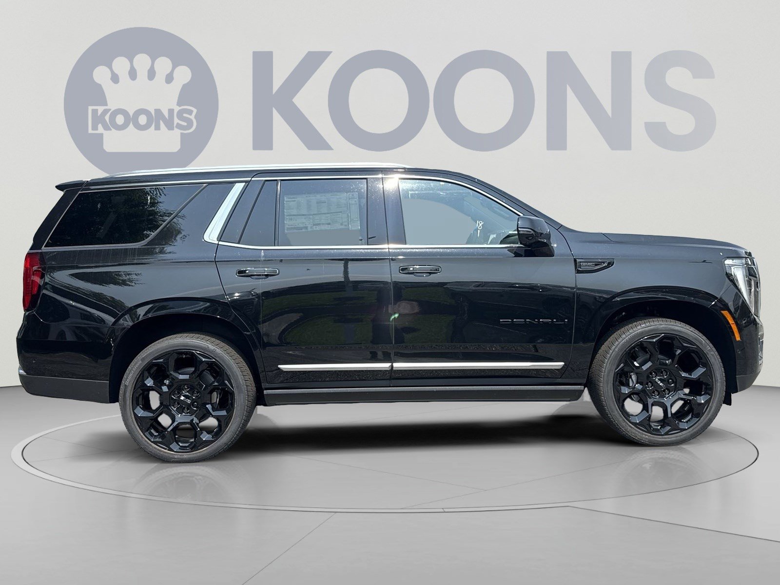 New 2026 GMC Yukon Denali w/ Denali Reserve Package AWD/4WD image 5