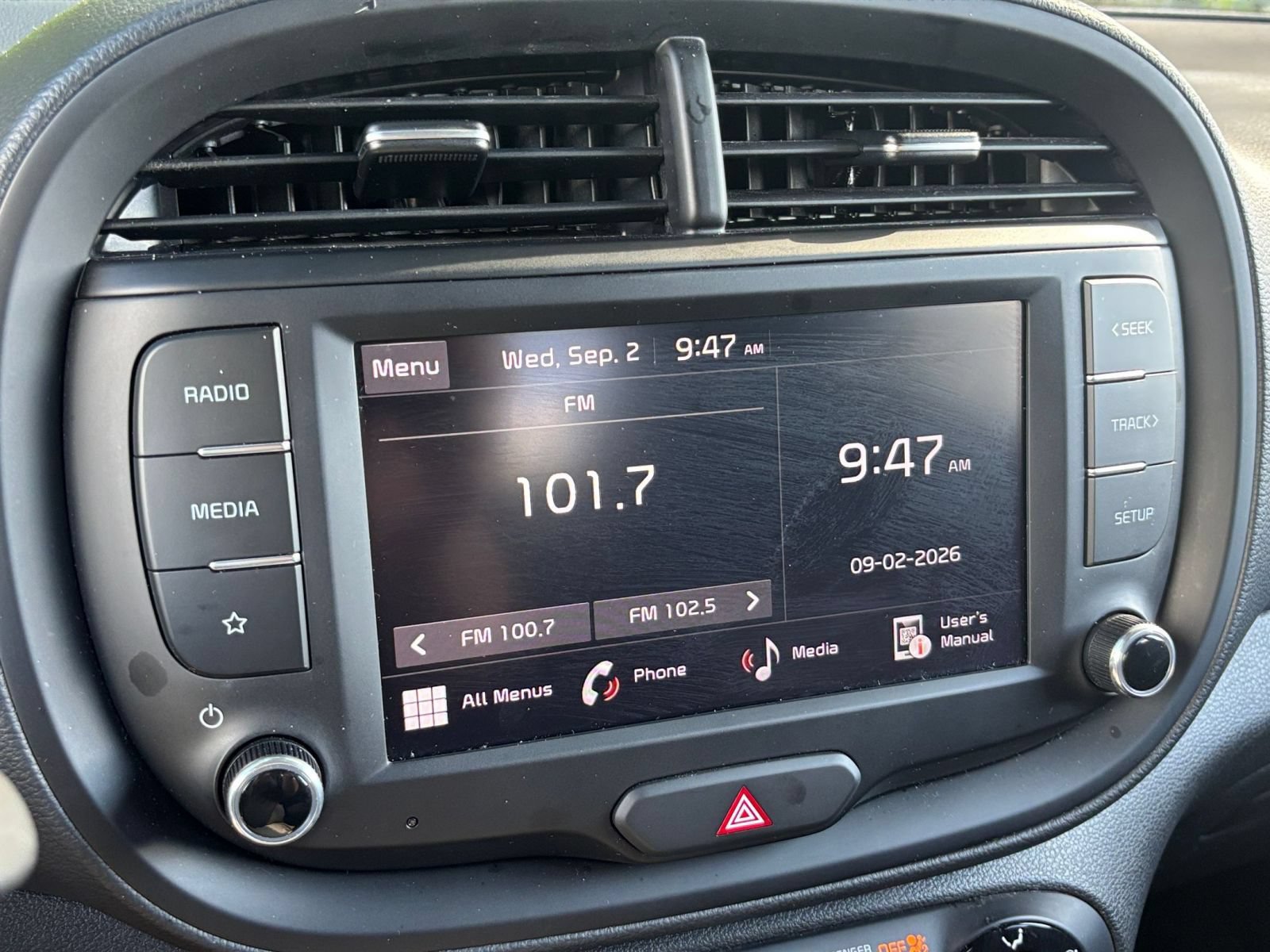 Used 2025 Kia Soul LX w/ LX Technology Package FWD image 19