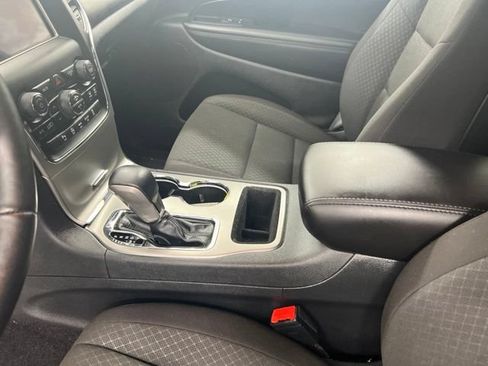Used 2021 Jeep Grand Cherokee Laredo w/ Security & Convenience Group AWD/4WD image 15
