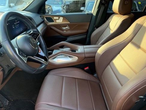 Used 2024 Mercedes-Benz GLE 350 4MATIC image 3