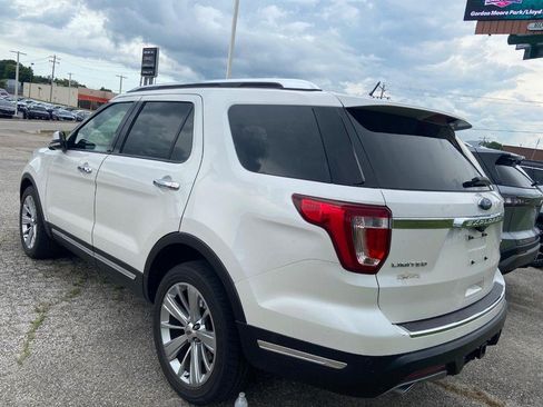 Used 2018 Ford Explorer Limited w/ Equipment Group 301A AWD/4WD image 5