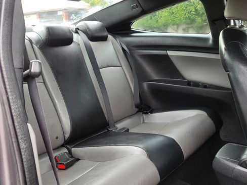 Used 2016 Honda Civic Touring image 16