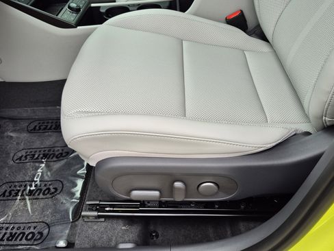 New 2026 Hyundai Kona Limited FWD image 20