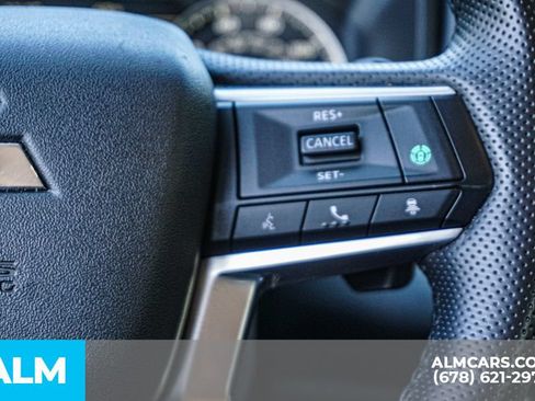 Used 2025 Mitsubishi Outlander SE FWD image 31