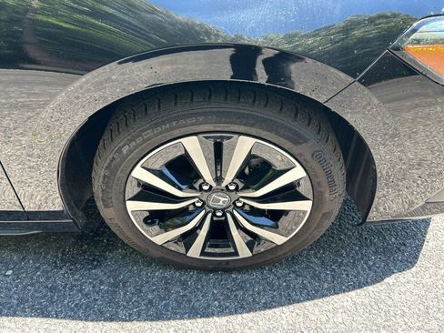 Used 2024 Honda Civic EX-L image 12