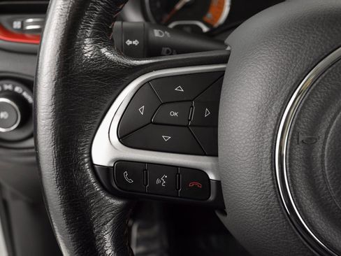 Certified 2023 Jeep Renegade Trailhawk w/ Trailhawk Elite Group image 22