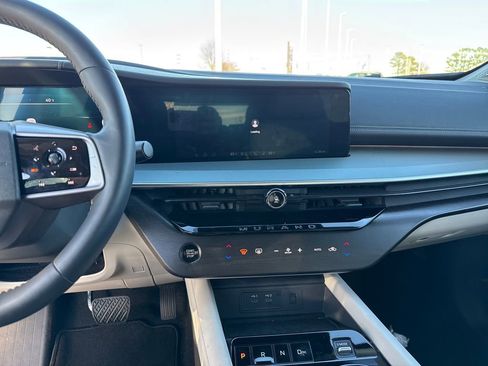 Used 2025 Nissan Murano SL image 20