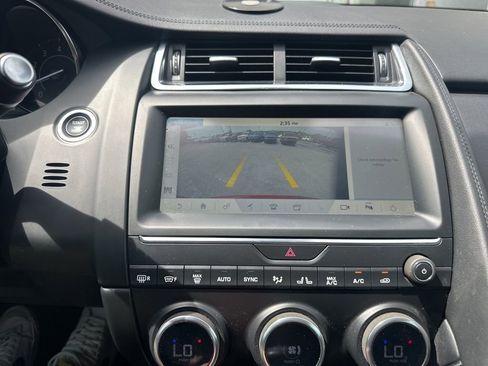 Used 2019 Jaguar E-PACE S AWD/4WD image 8
