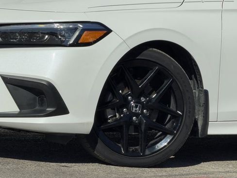 Used 2024 Honda Civic Sport image 8