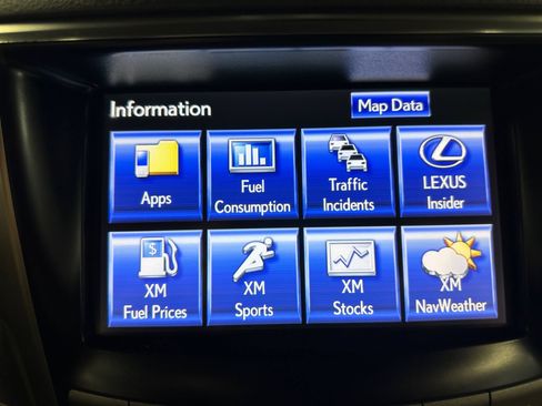 Used 2013 Lexus LX 570 4WD w/ Luxury Pkg image 19