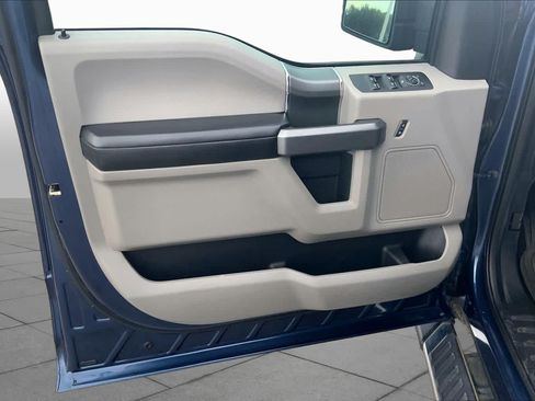 Used 2015 Ford F150 XLT w/ Equipment Group 302A Luxury AWD/4WD image 22