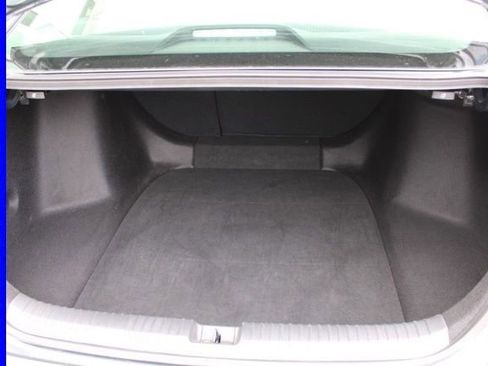 Used 2024 Honda Accord EX image 9