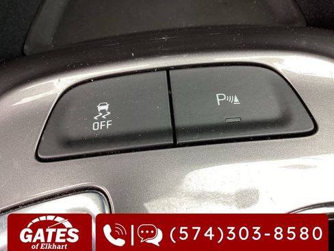 Used 2024 Chevrolet Malibu LT image 31