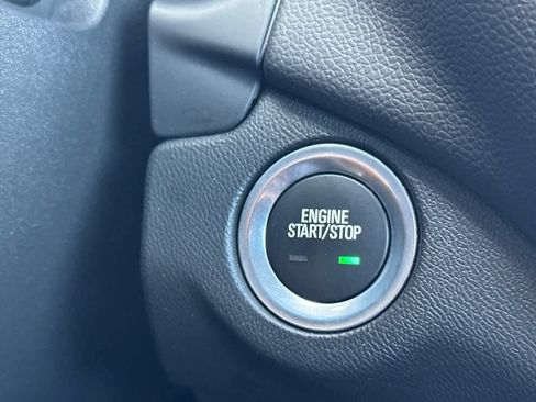 Used 2023 Chevrolet Equinox LT w/ Driver Convenience Package FWD image 23