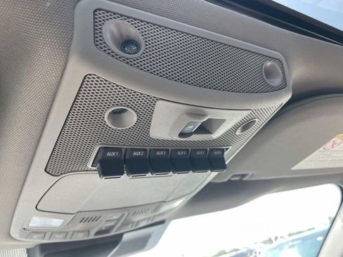 Used 2021 Ford F250 Lariat AWD/4WD image 33