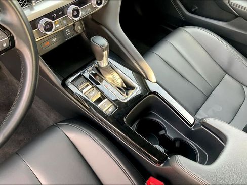 Used 2024 Acura Integra image 16