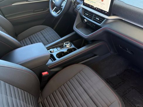 New 2026 Ford Explorer ST-Line w/ ST-Line Street Pack AWD/4WD image 18