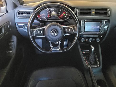 Used 2016 Volkswagen Jetta GLI SEL FWD image 22