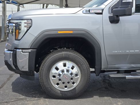 New 2026 GMC Sierra 3500 SLT w/ Texas SLT Premium Package AWD/4WD image 5