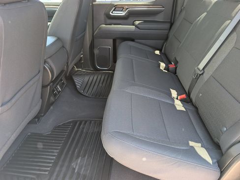 Used 2026 Chevrolet Silverado 1500 LT AWD/4WD image 16