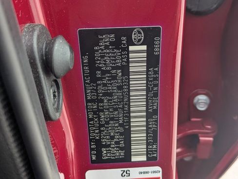 Used 2022 Toyota Camry XLE image 23