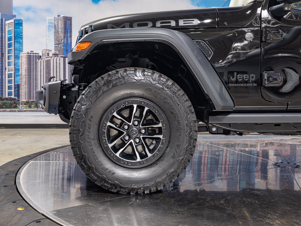 Used 2026 Jeep Wrangler Unlimited Rubicon 392 w/ Quick Order Package 27X Moab AWD/4WD image 7