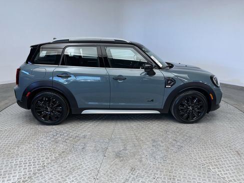 Used 2024 MINI Cooper Countryman S w/ Premium Package image 10