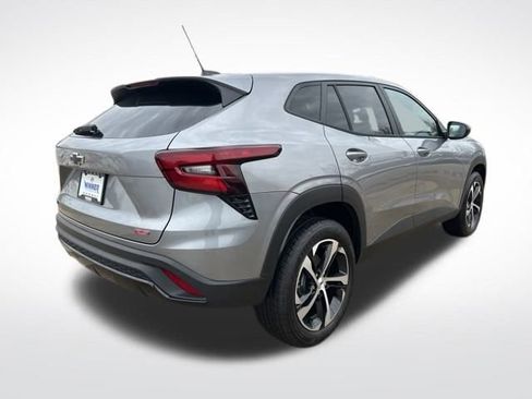 New 2026 Chevrolet Trax RS image 5